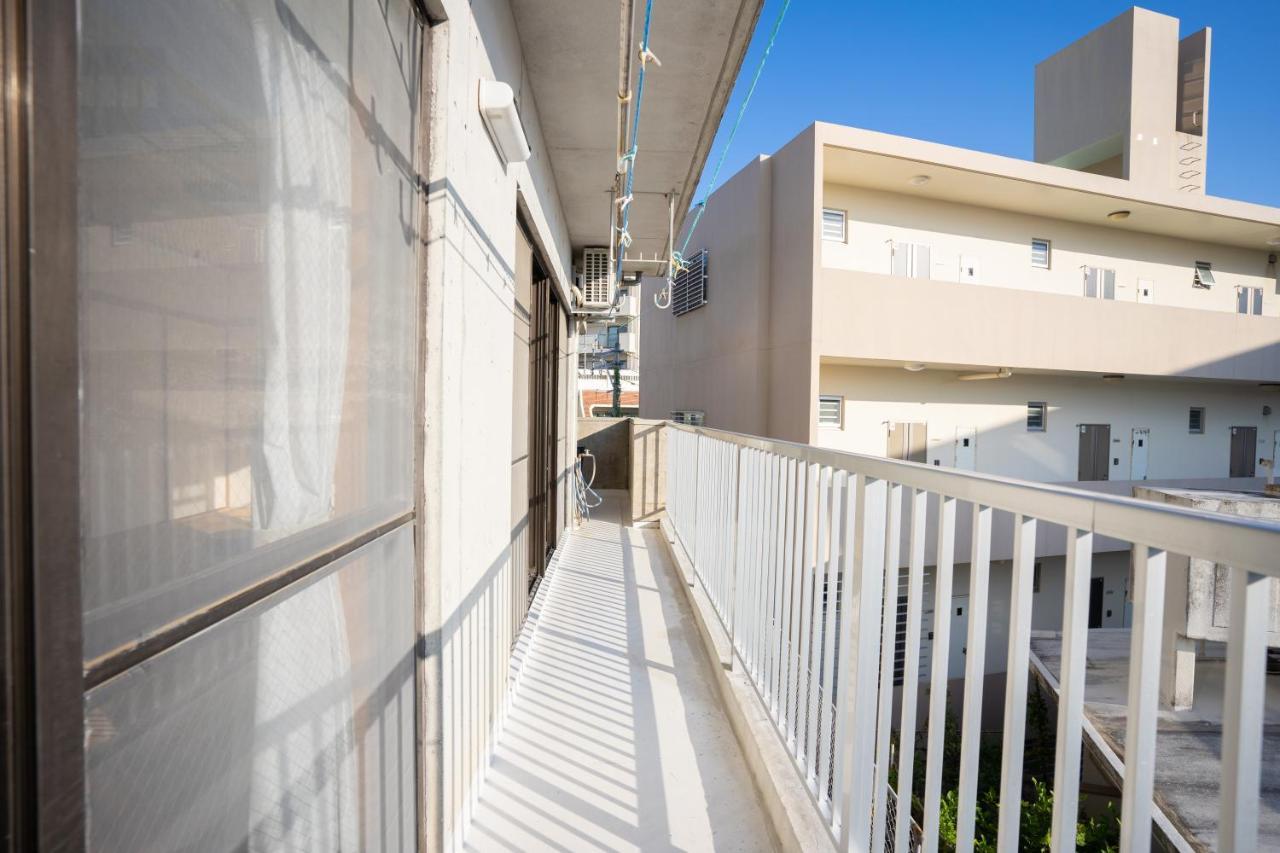 スマイルハイツ Apartment Naha Exterior foto
